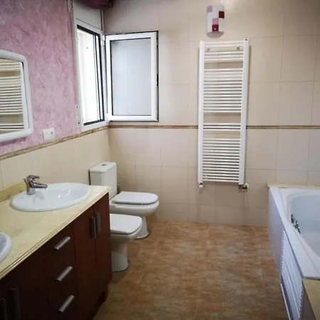 Avec Piscine Privee Et Proche De La Plage, Ideale Pour Familles Et Amis - Costa Dorada, Espagne - Es-221-6